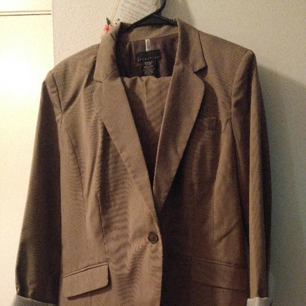 Pants Suit
